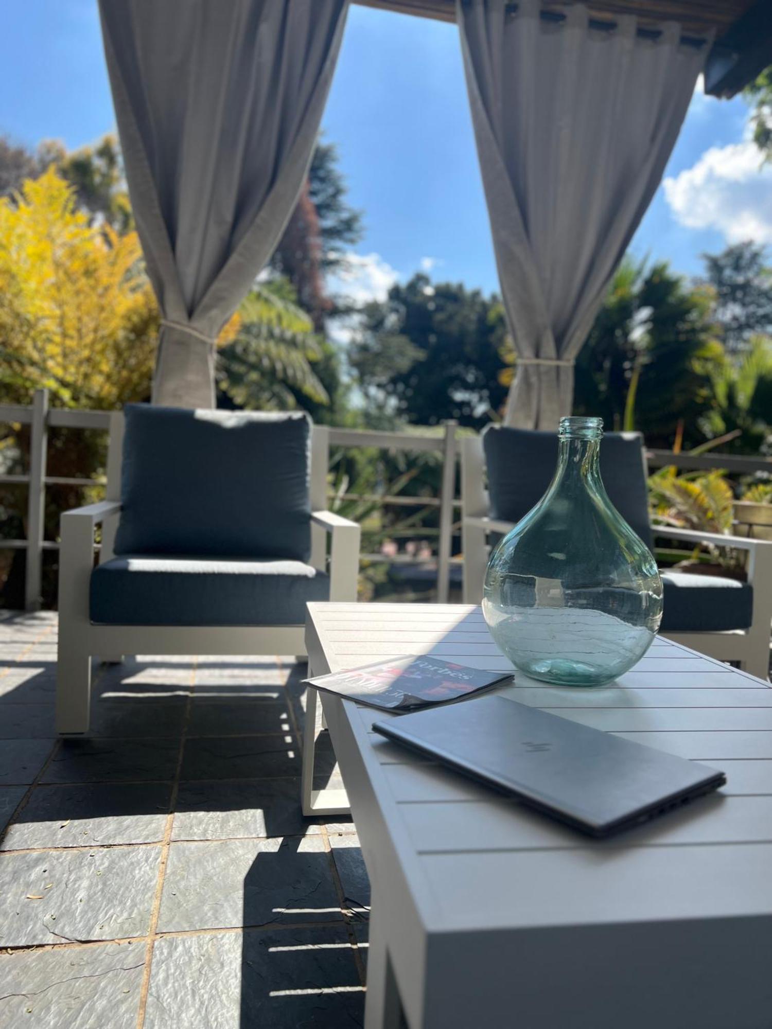 Serene Place Guest House & Conference Venue Affordable Luxury With Backup Power Roodepoort Kültér fotó